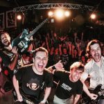 Raimundos driblam a crise da indústria fonográfica com cerveja artesanal