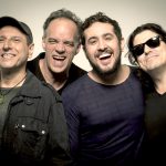 Ian Anderson e o Jethro Tull se apresentam em Curitiba nesta sexta (12)